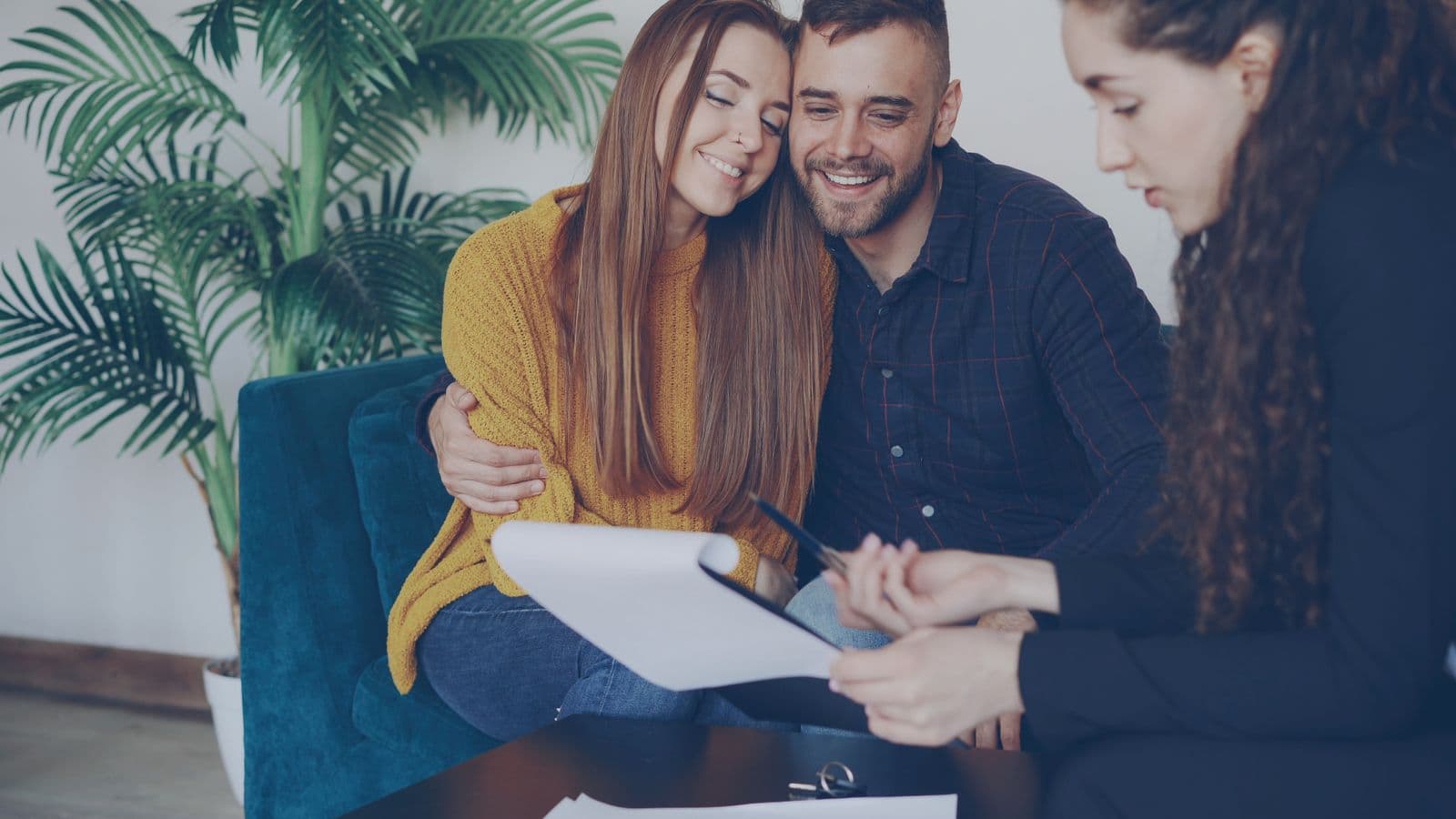 A couple reviewing options with their advisor